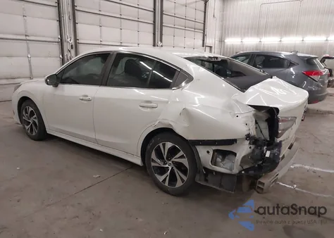 2022 Subaru Legacy Premium z USA, uszkodzony, nr VIN 4S3BWAF64N3025000